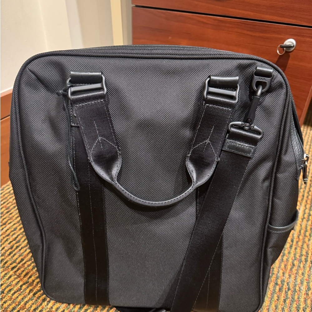 Tumi Alpha Bravo Daily Totebag - Picture 2 of 3